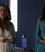 Supergirl3x22_0093.jpg