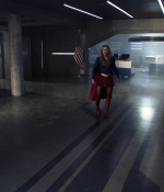 Supergirl3x22_0167.jpg