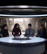 Supergirl3x22_0171.jpg