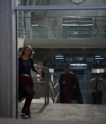 Supergirl3x22_0205.jpg