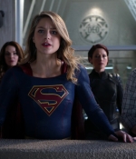 Supergirl3x22_0206.jpg
