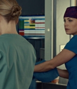 SavingHope2x02_0304.jpg