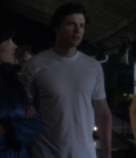 Smallville9x15_0133.jpg