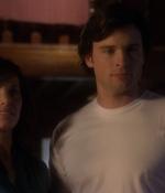 Smallville9x15_0141.jpg
